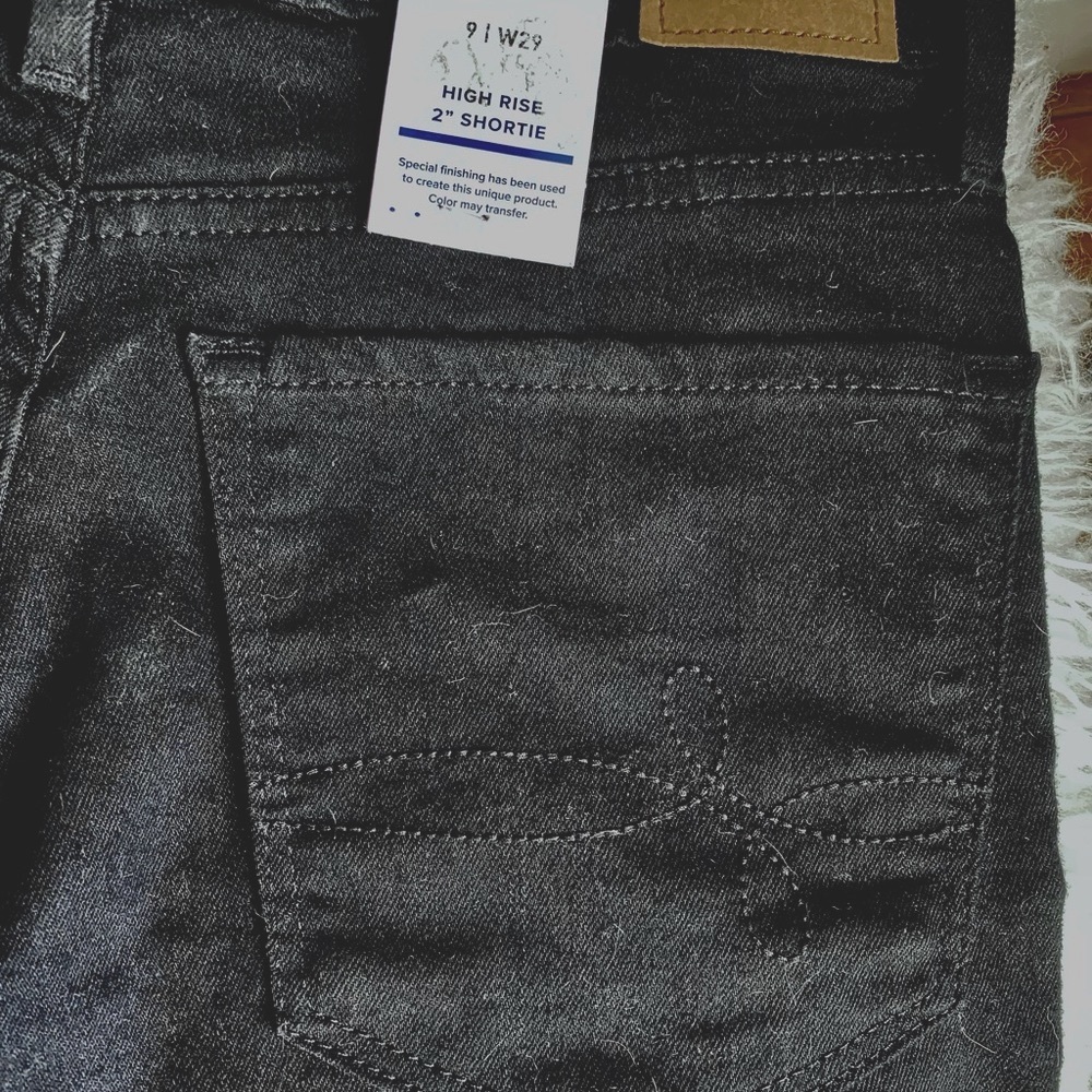 Levi’s Black Stretch Jean Shorts, High Waist, New, 9/29” - Picture 7 of 13